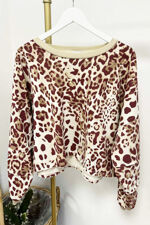 The-Distressed-Leopard-Top-Wine.jpg
