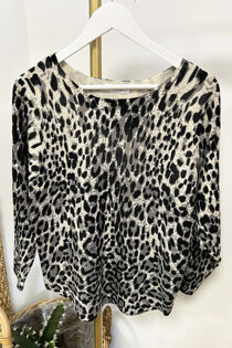 The-Hazel-Leopard-Knit-Beige.jpg