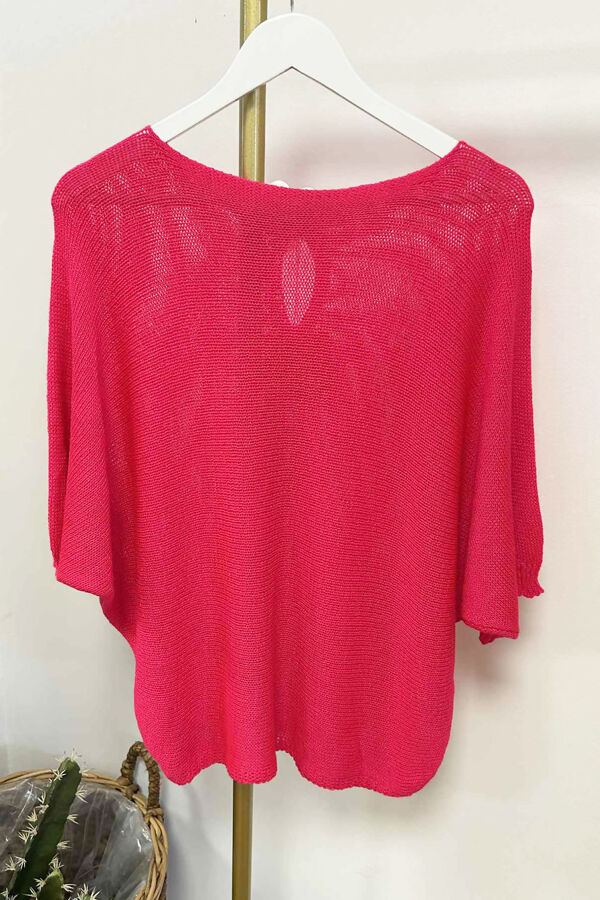 The-Diamant--Floral-Back-Knit-Hot-Pink3.jpg