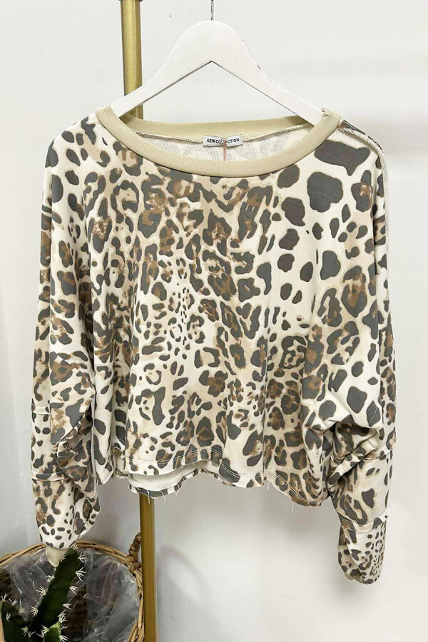 The-Distressed-Leopard-Top-Beige.jpg