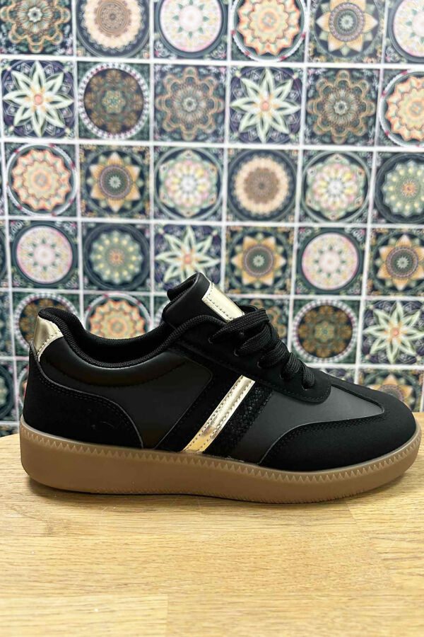 The-Gold-Stripe-Trainers-Black.jpg