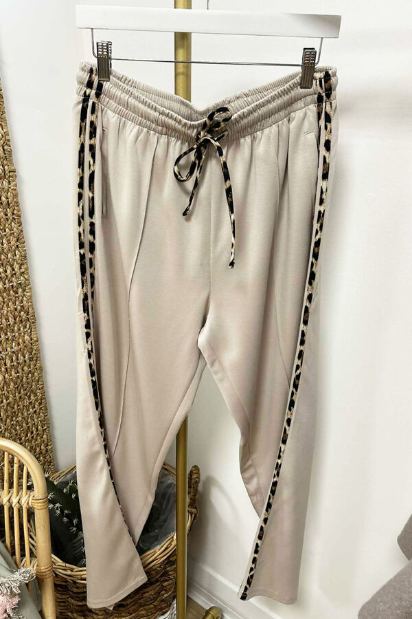 The-Leopard-Stripe-Side-Joggers-Beige.jpg