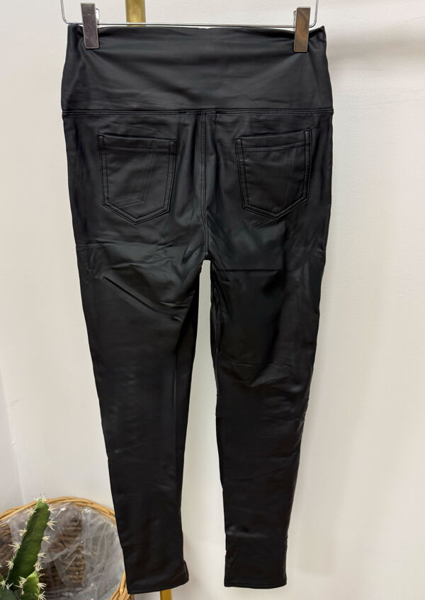 The-Pull-On-Pocket-PU-Leggings-Black1.jpg