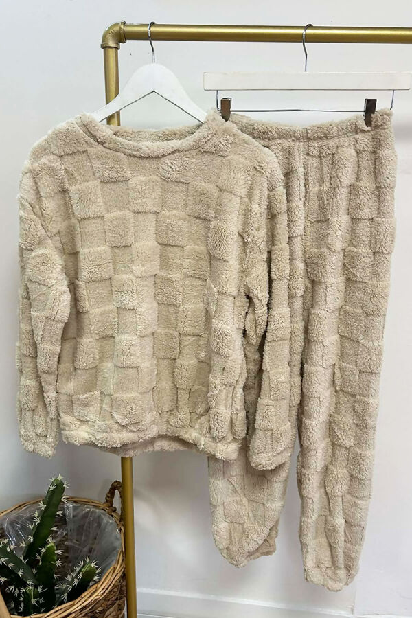 The-Snug-Set-Beige.jpg