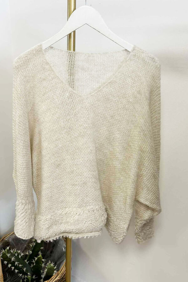 The-Textured-Trim-Knit-Beige.jpg