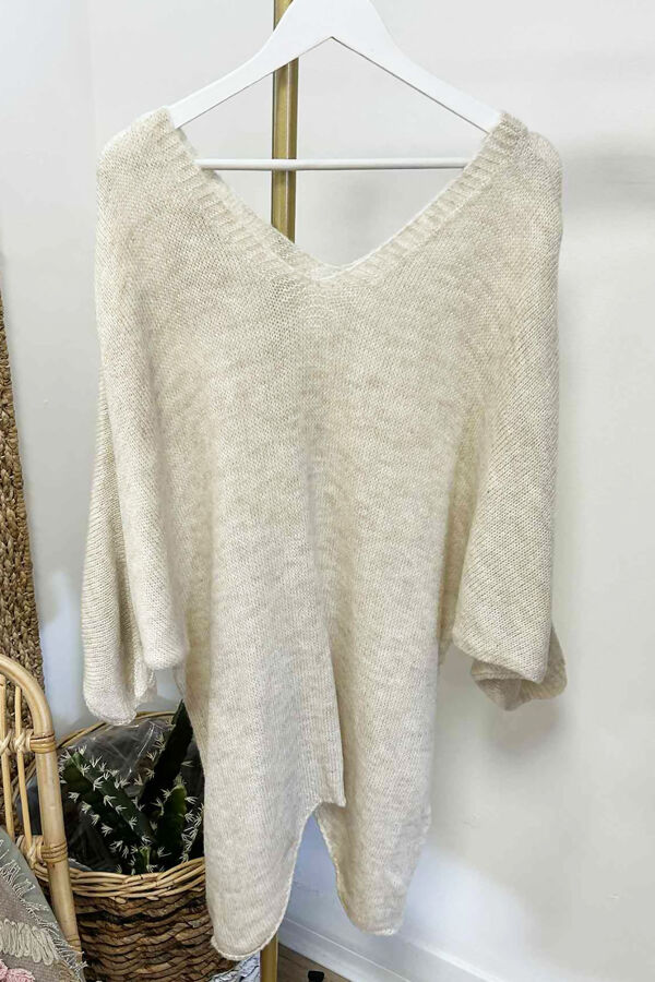 The-V-Neck-Dip-Side-Knit-Beige.jpg