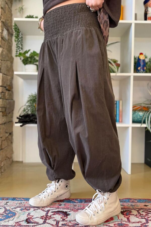 basso-baby-cord-shirring-genie-pant-coffee-bean6.jpg