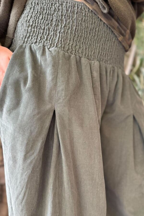basso-baby-cord-shirring-genie-pant-khaki6.jpg